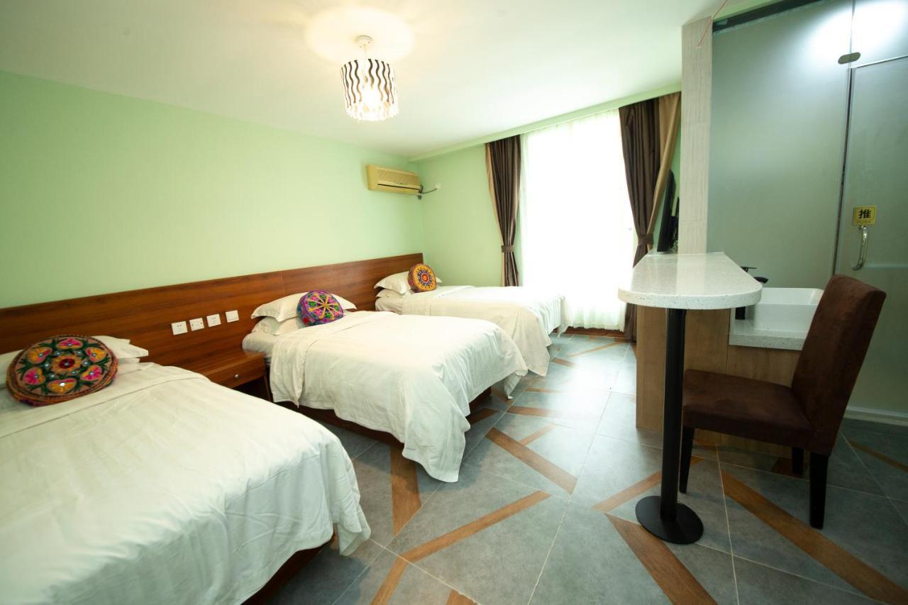 Ou Lu Business Hotel Циндао Экстерьер фото